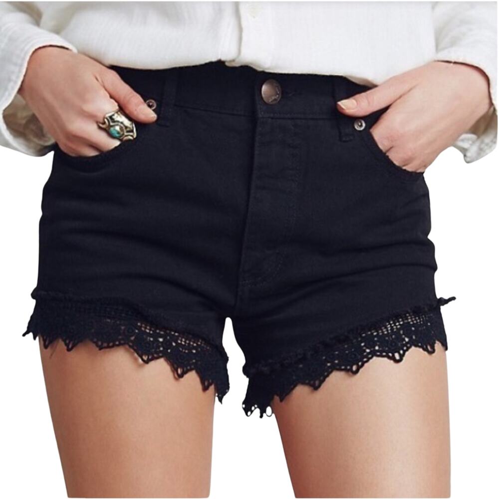 Free People Shorts Crochet Lace Trim Size 25 Black Denim Festival Boho Grunge